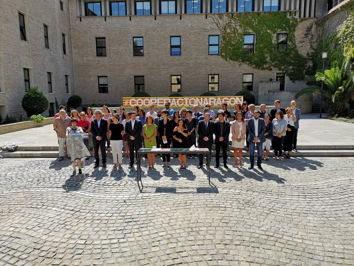 Las Cortes de Aragón firman el primer Pacto Aragonés por la Cooperación al Desarrollo